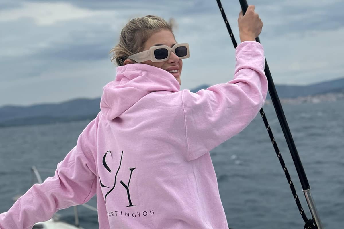 Instruktorica Marija Mimica STARTING YOU na palubi jedrilice